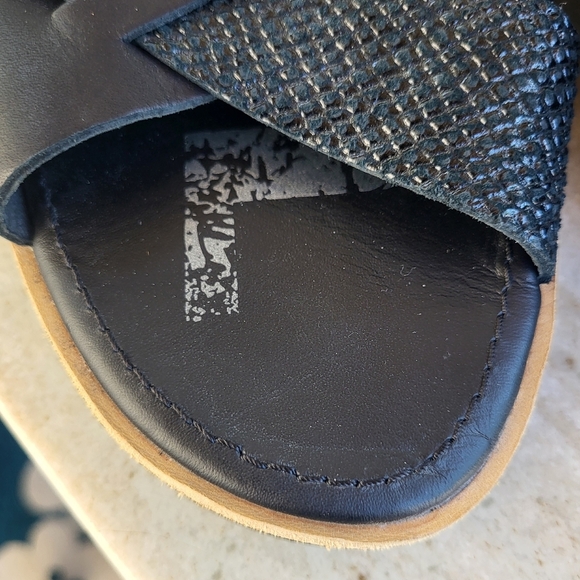 Sorel Womens Ella Black Woven Slide Sandals Size 11 - Picture 3 of 9